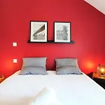 Les Duplex Du D'orient 아파트