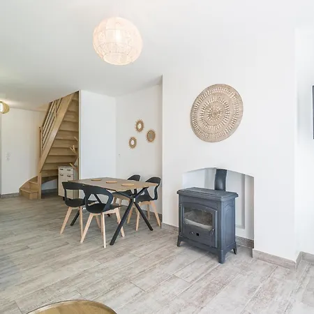Les Duplex Du D'orient Apartamento *