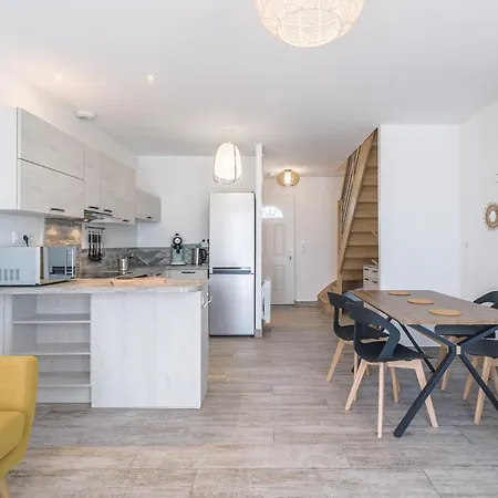 Les Duplex Du D'orient Apartamento Mesnil-Saint-Père