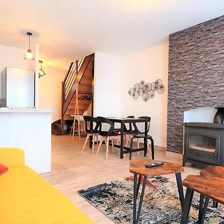 Les Duplex Du D'orient Apartamento *